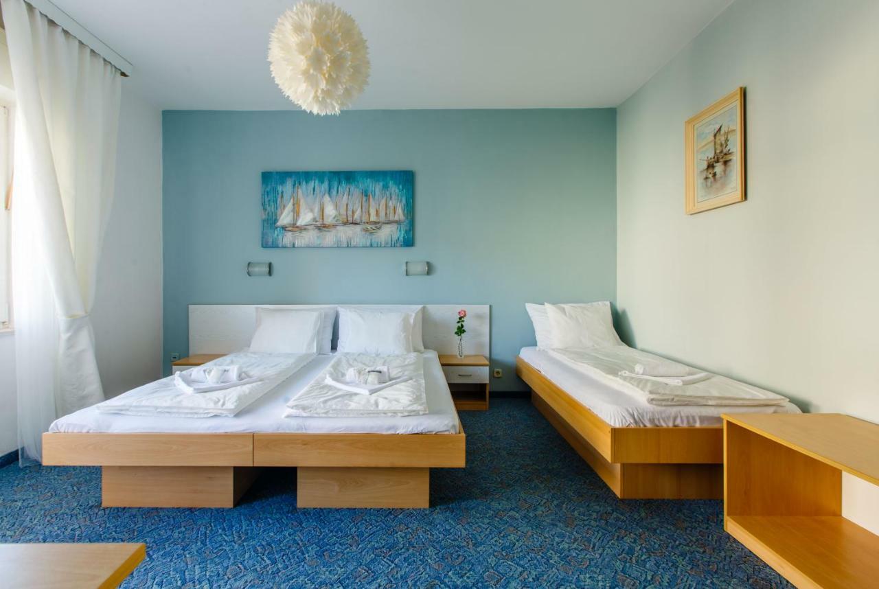 Rooms Split Stobreč Eksteriør billede