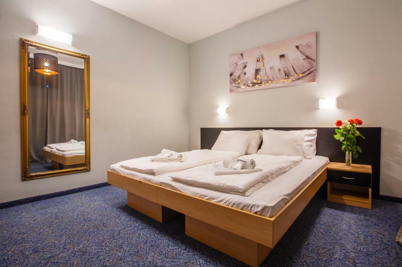 Rooms Split Stobreč Eksteriør billede